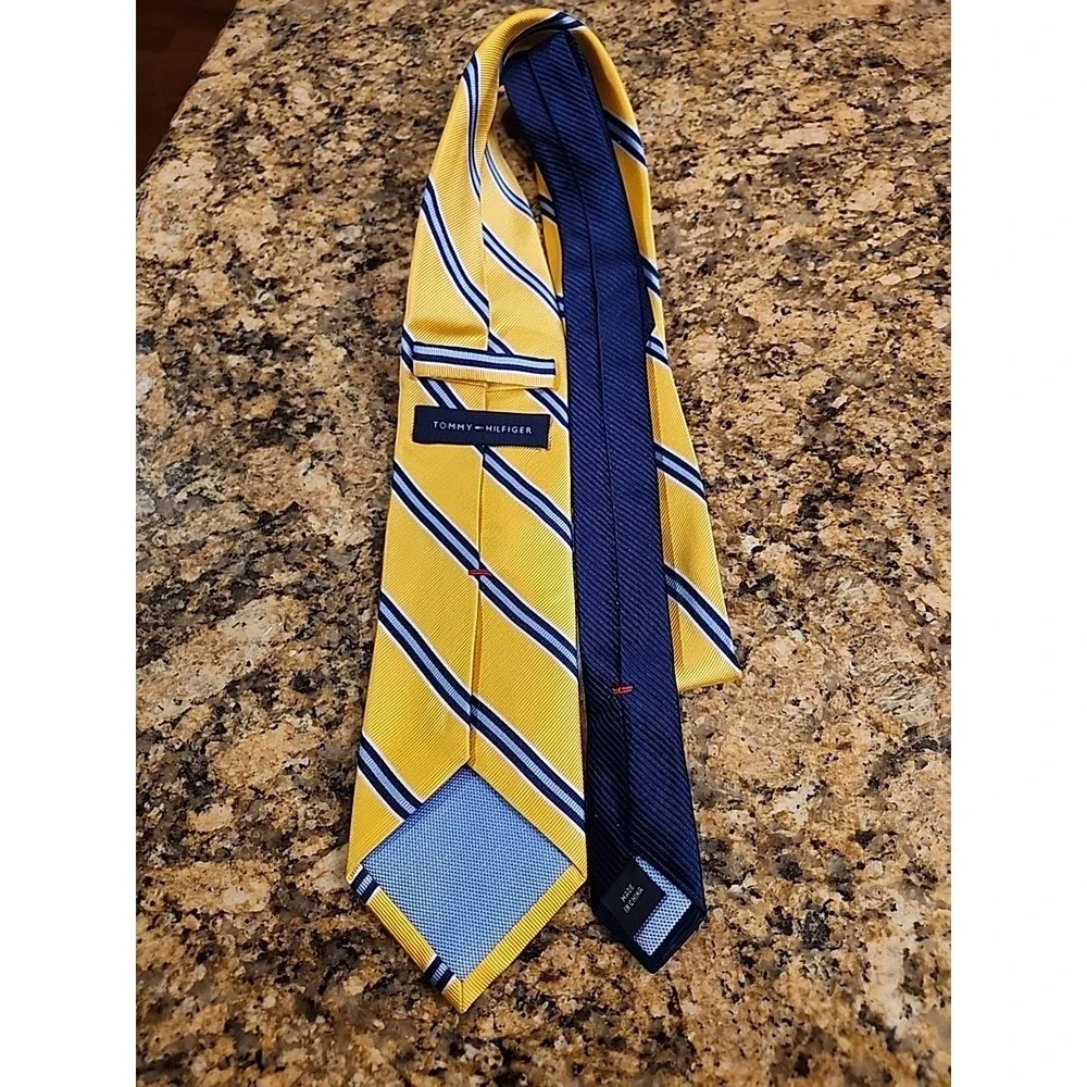 Tommy Hilfiger Yellow Striped Tie Great For‎ Easter